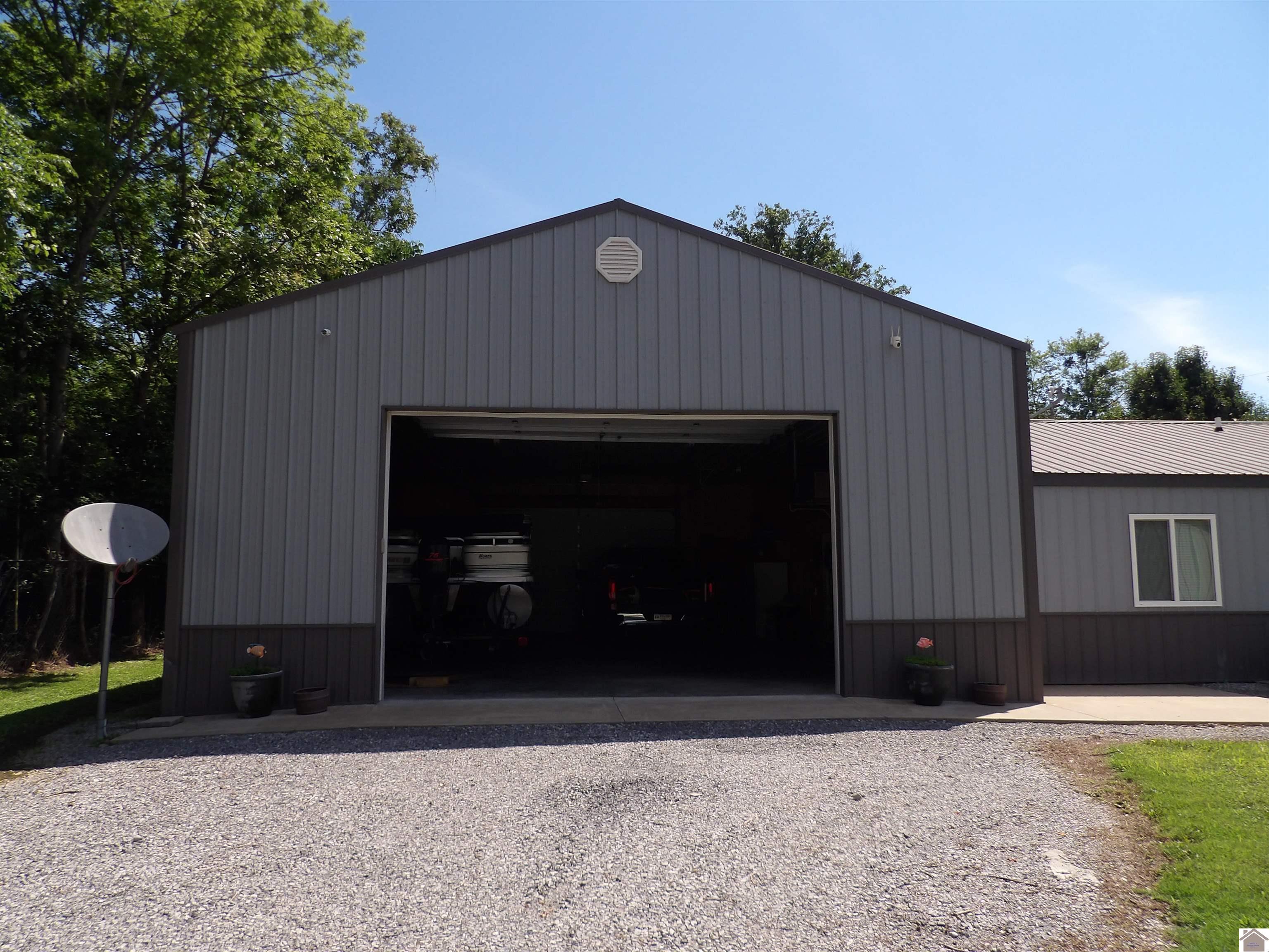 2185 Gilbertsville Hwy