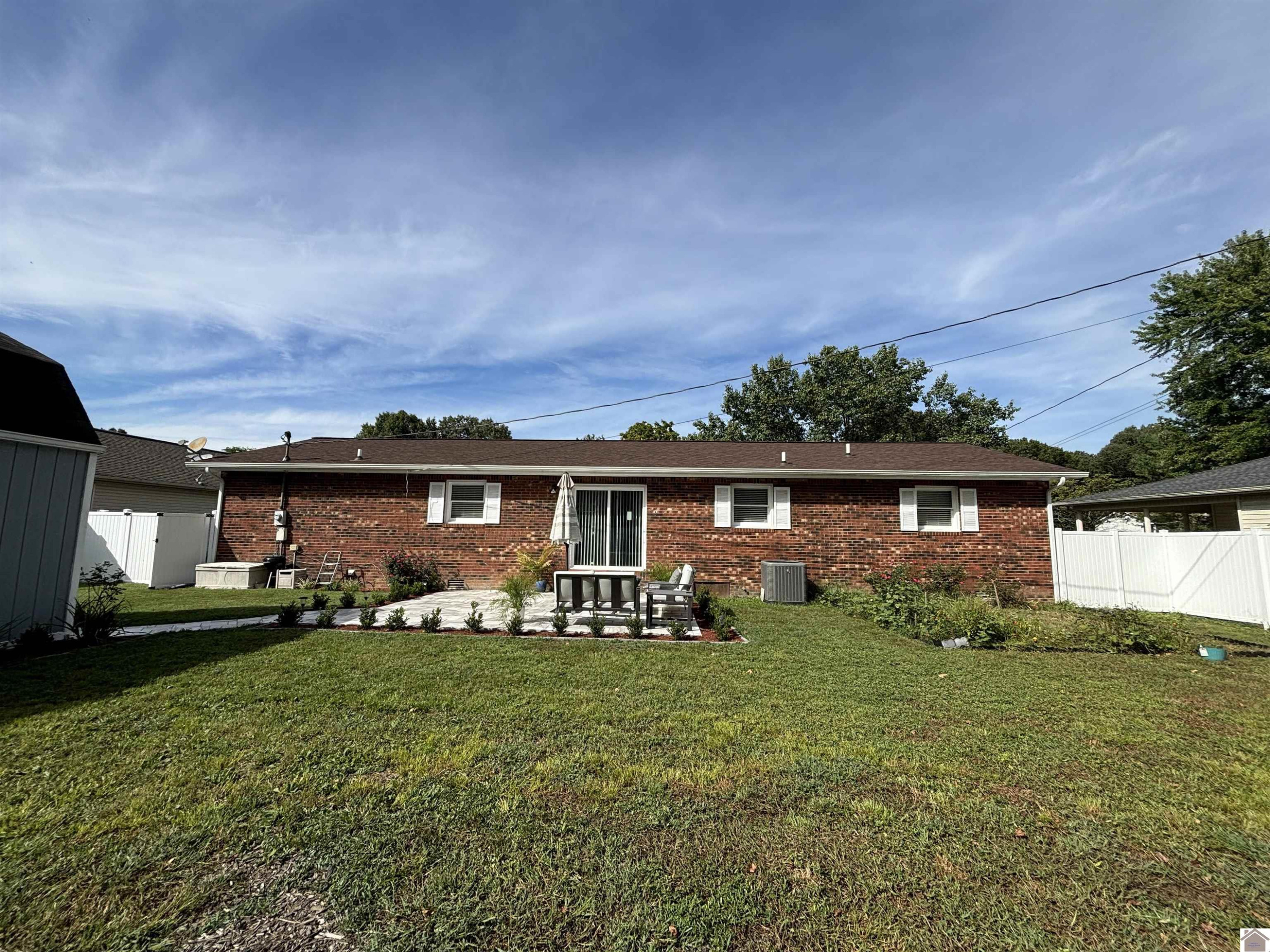 2065 Knob Hill Drive