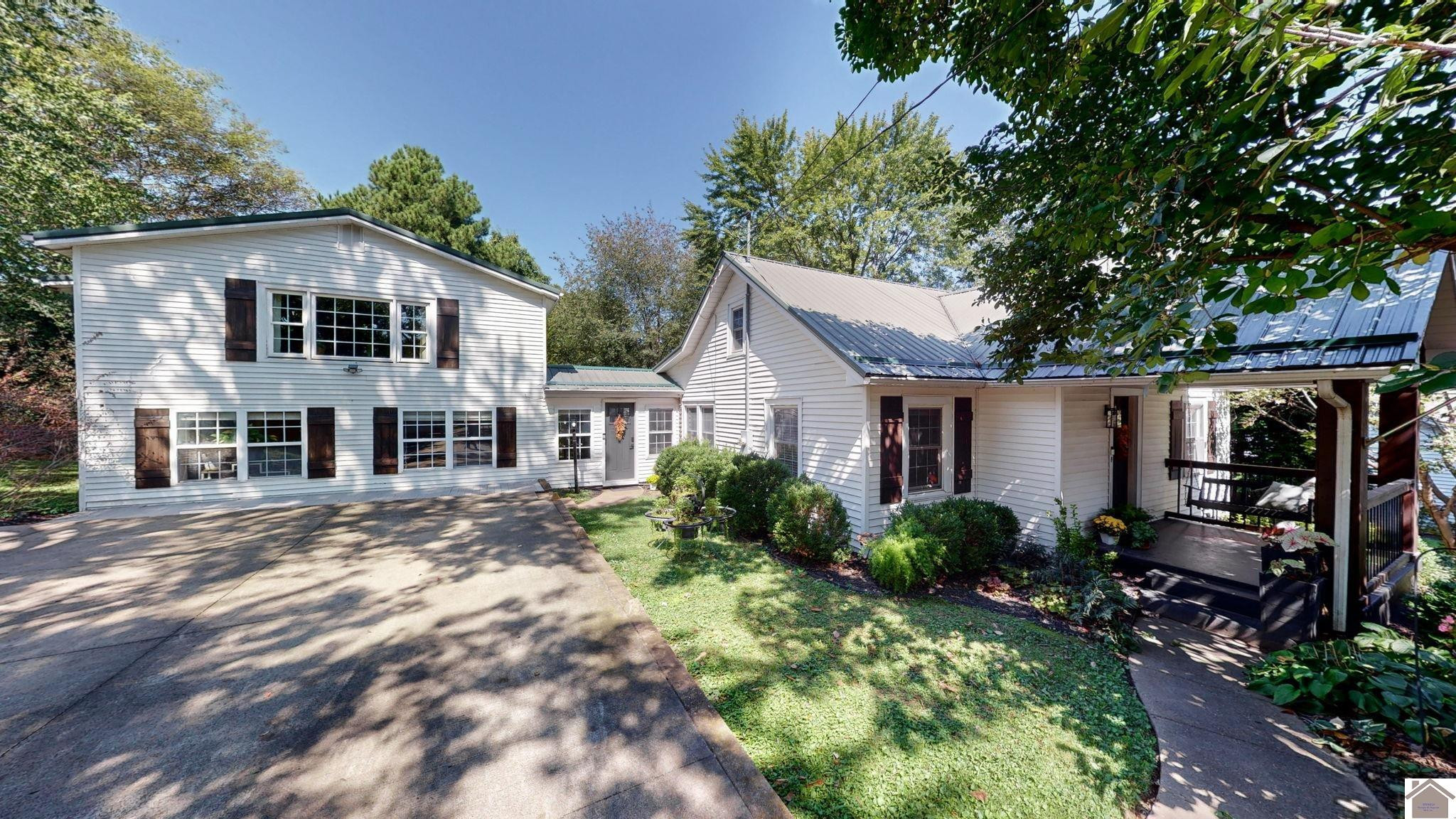 4135 Minnich Drive