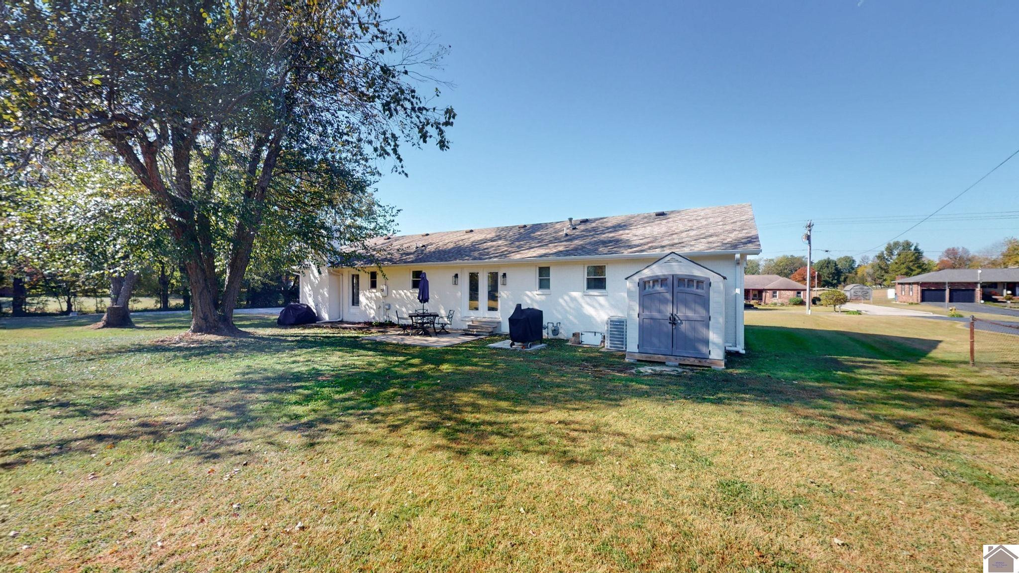 140 N County Line Road