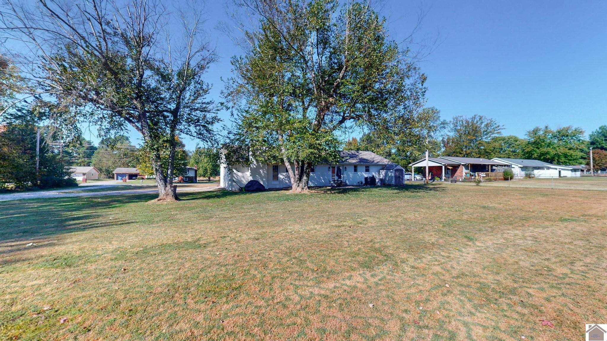 140 N County Line Road