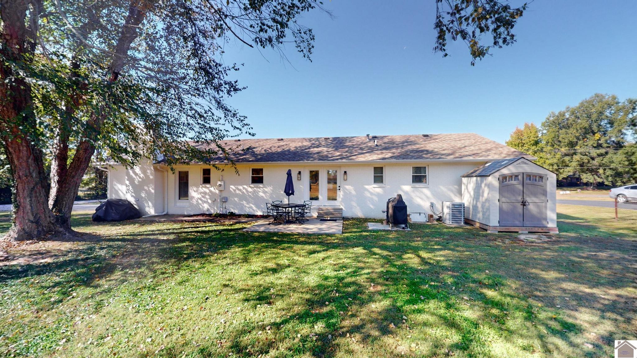 140 N County Line Road