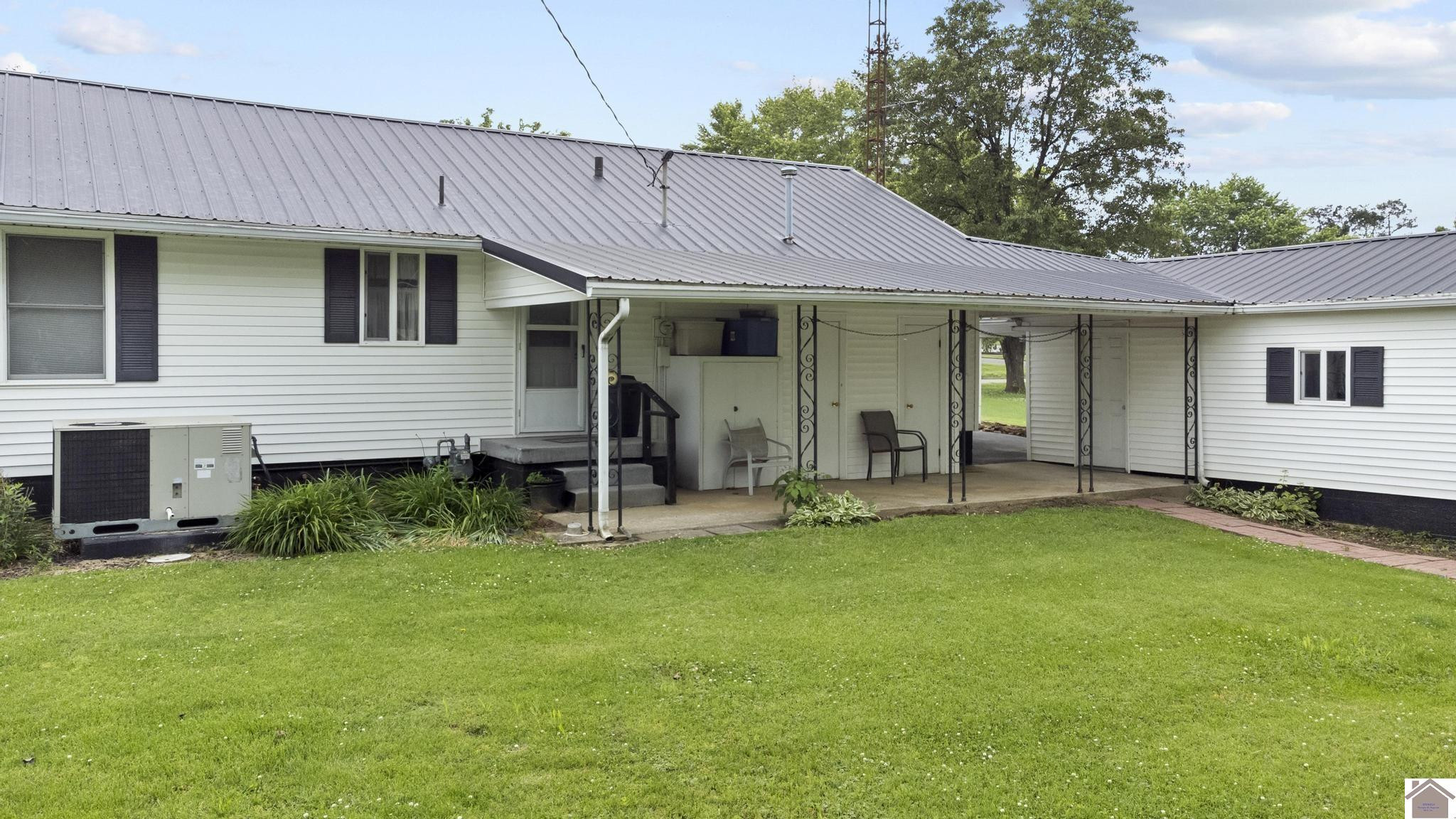 103 Leland Avenue