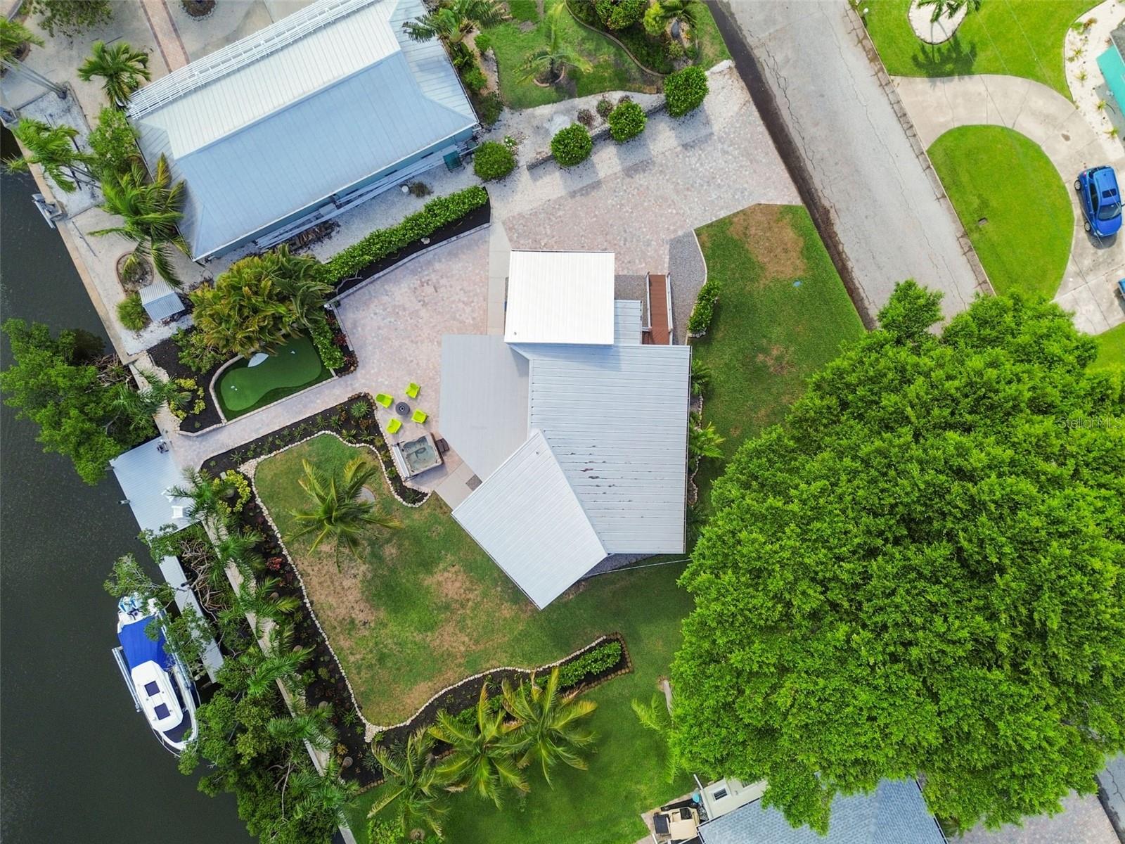 4343 POMPANO LN