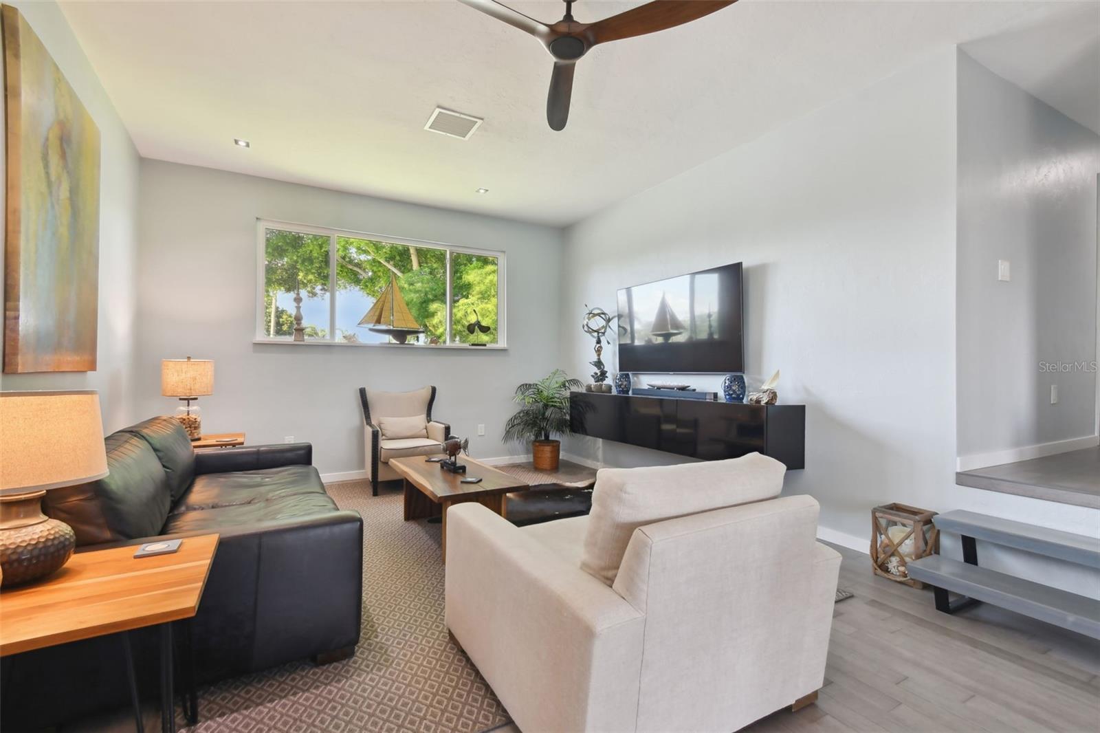 4343 POMPANO LN