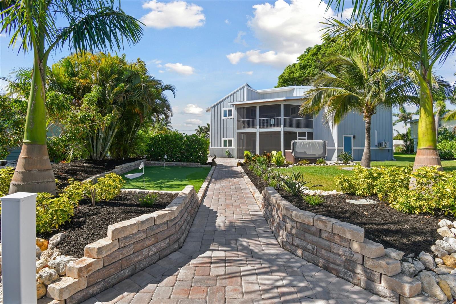 4343 POMPANO LN