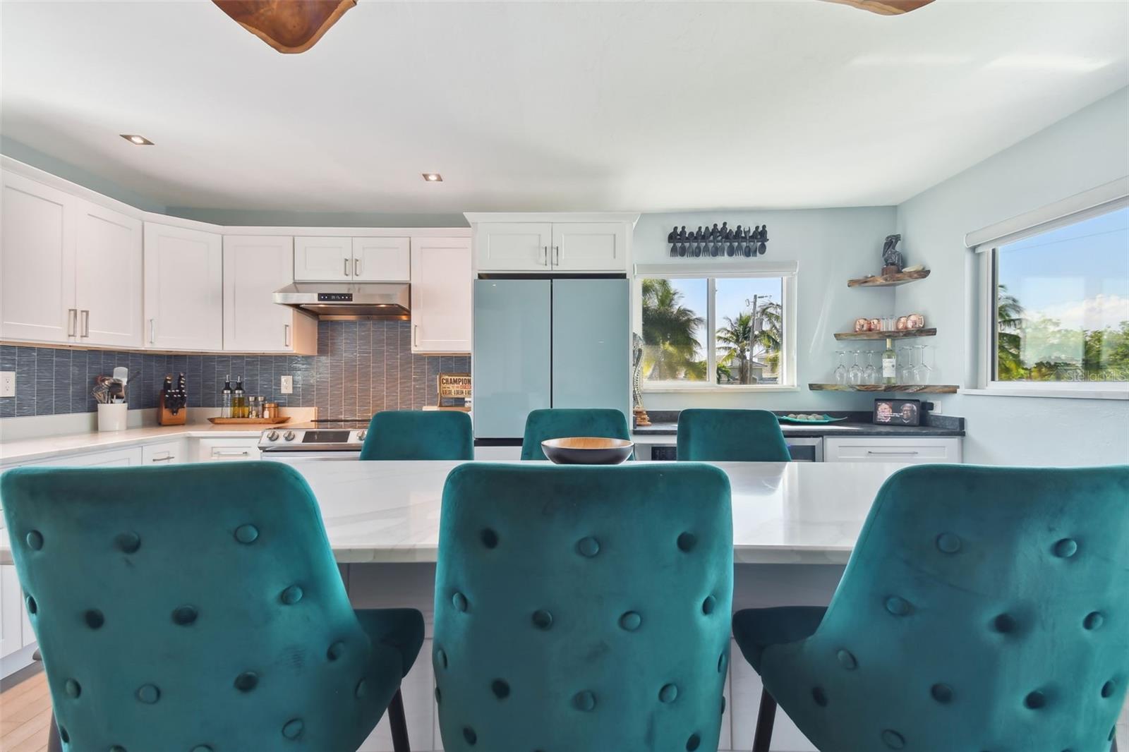 4343 POMPANO LN
