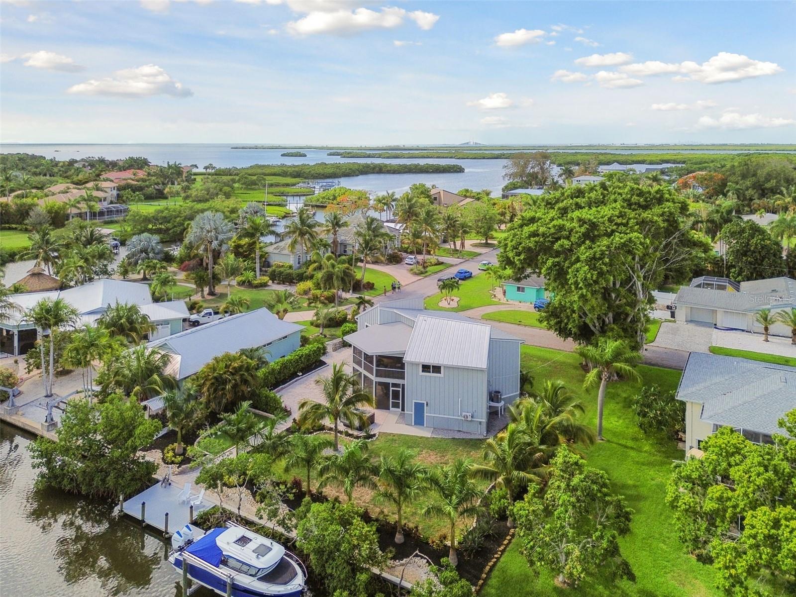 4343 POMPANO LN
