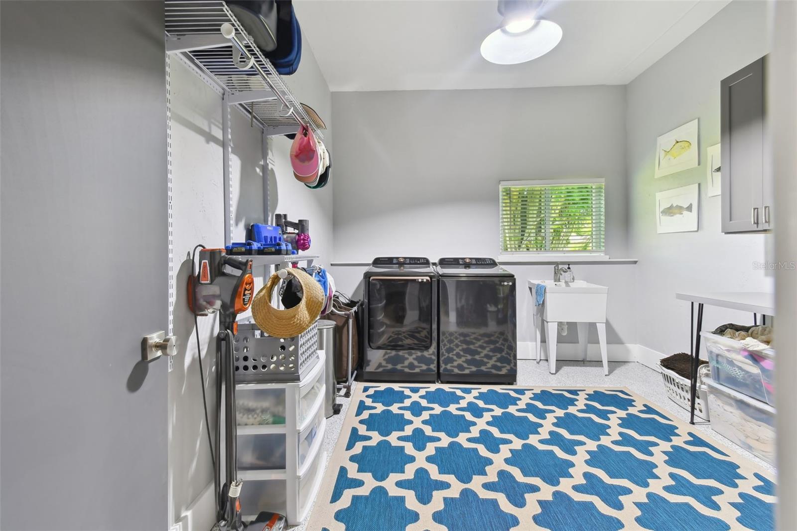 4343 POMPANO LN