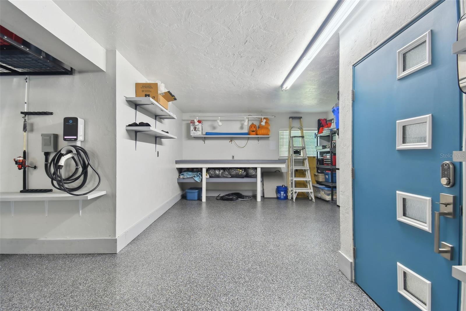 4343 POMPANO LN