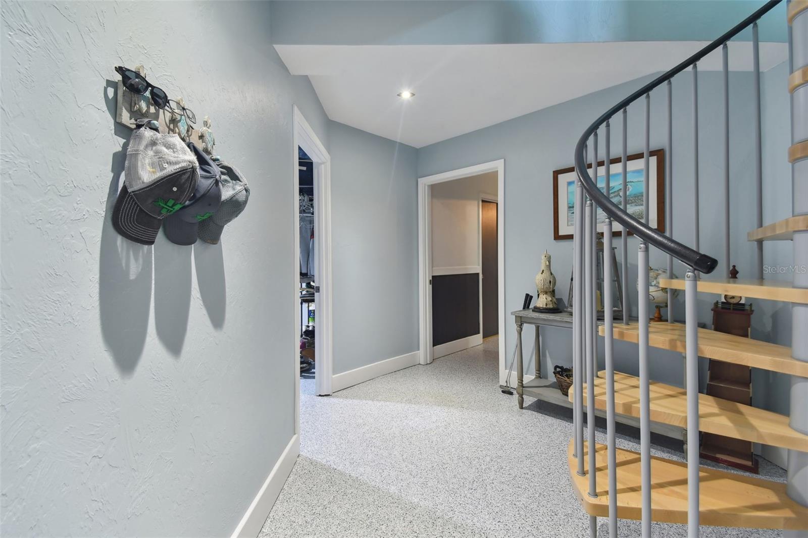 4343 POMPANO LN