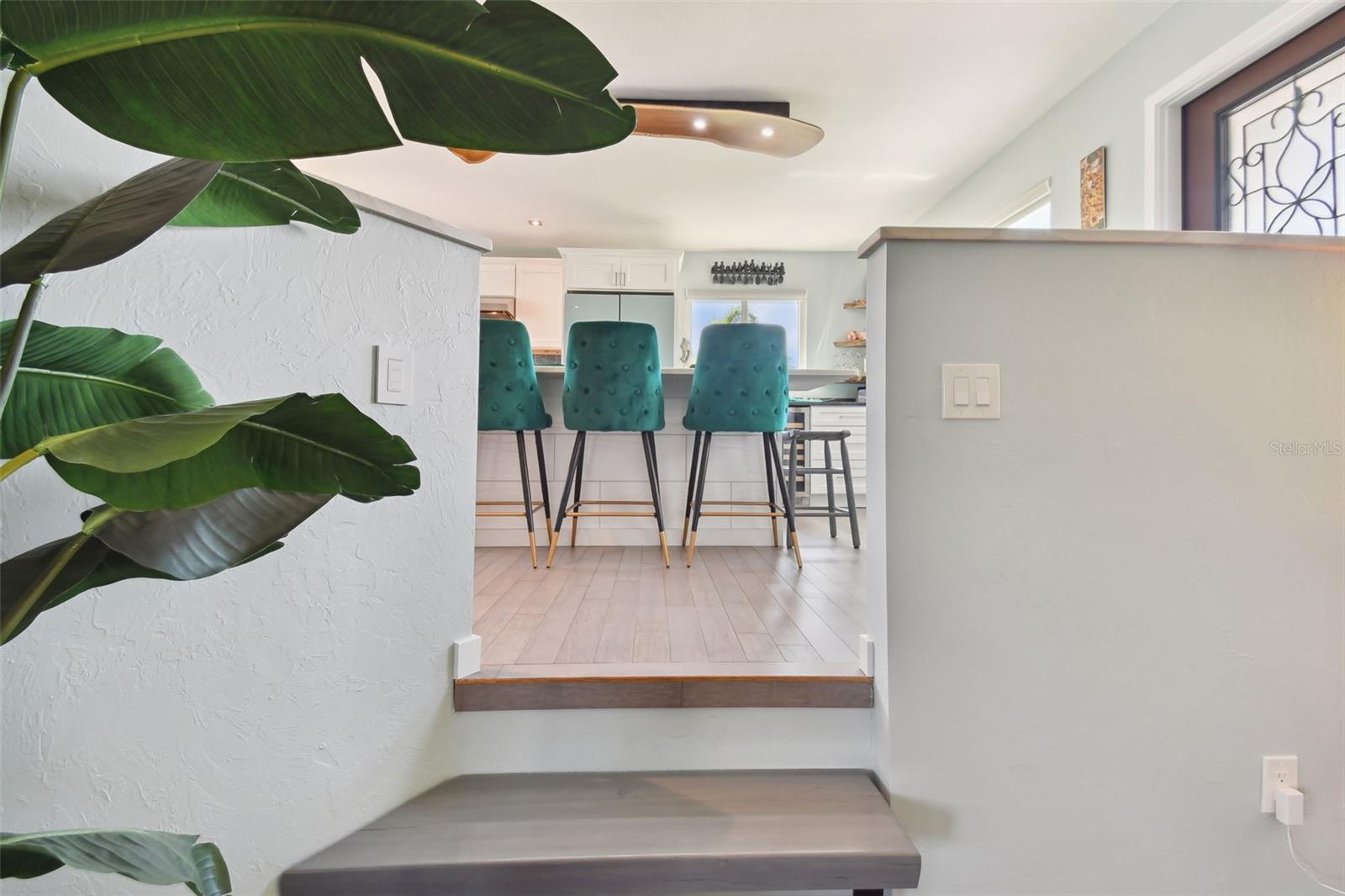 4343 POMPANO LN