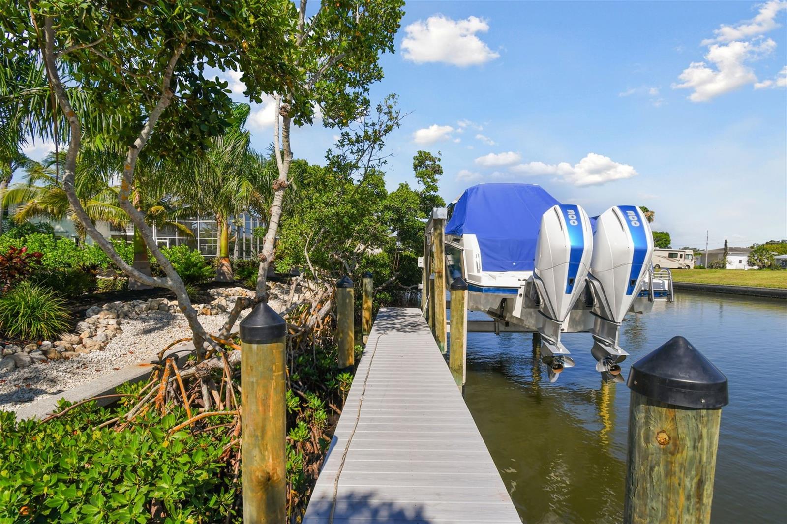 4343 POMPANO LN