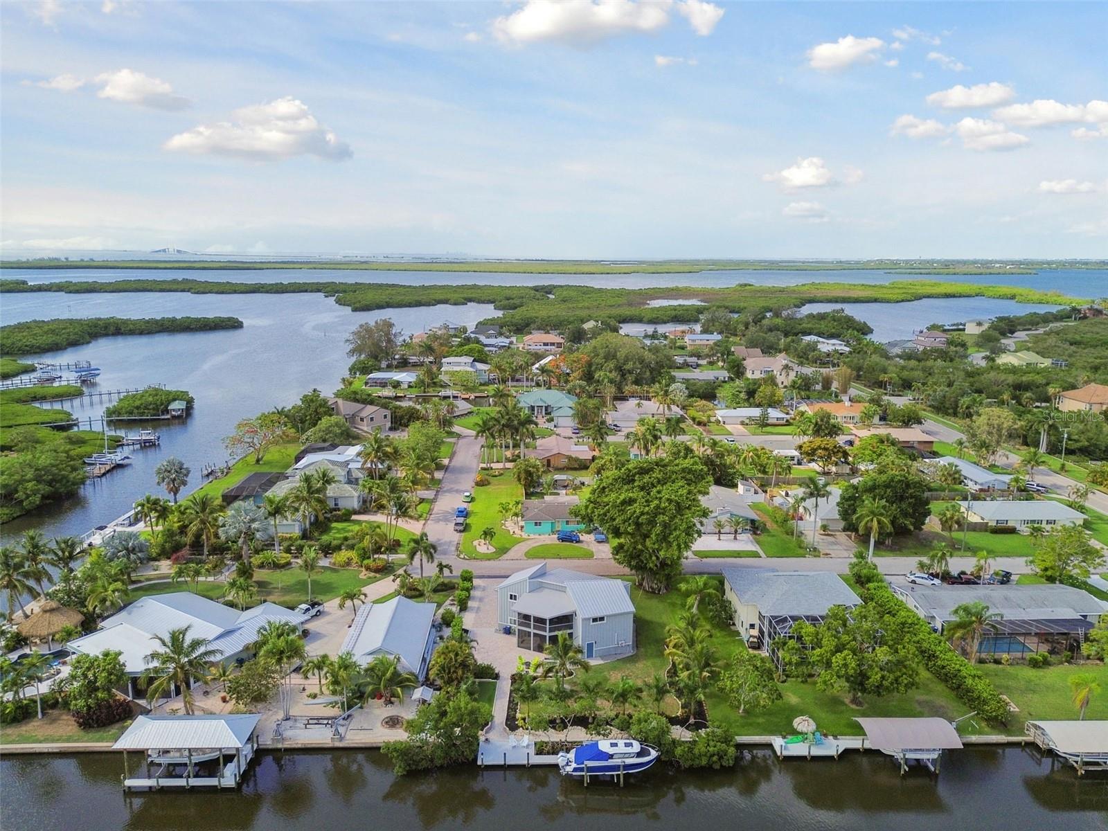 4343 POMPANO LN