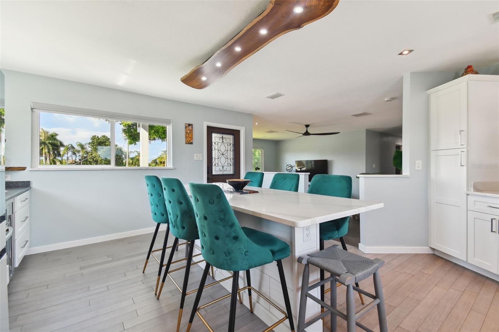 4343 POMPANO LN