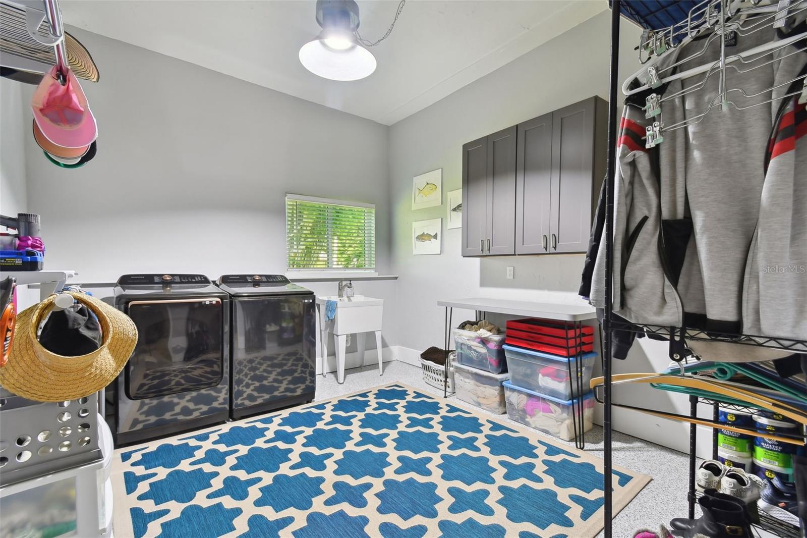 4343 POMPANO LN