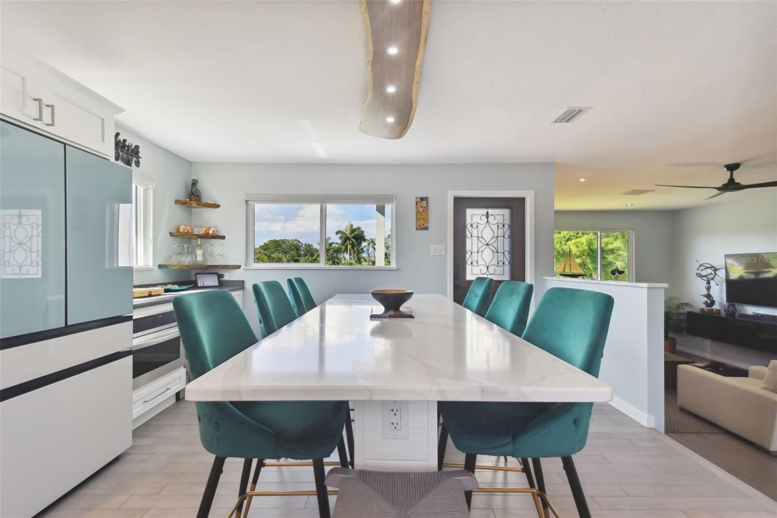 4343 POMPANO LN