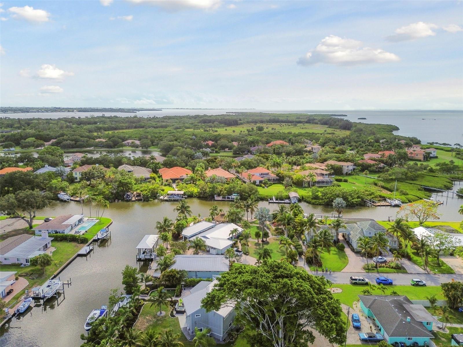 4343 POMPANO LN
