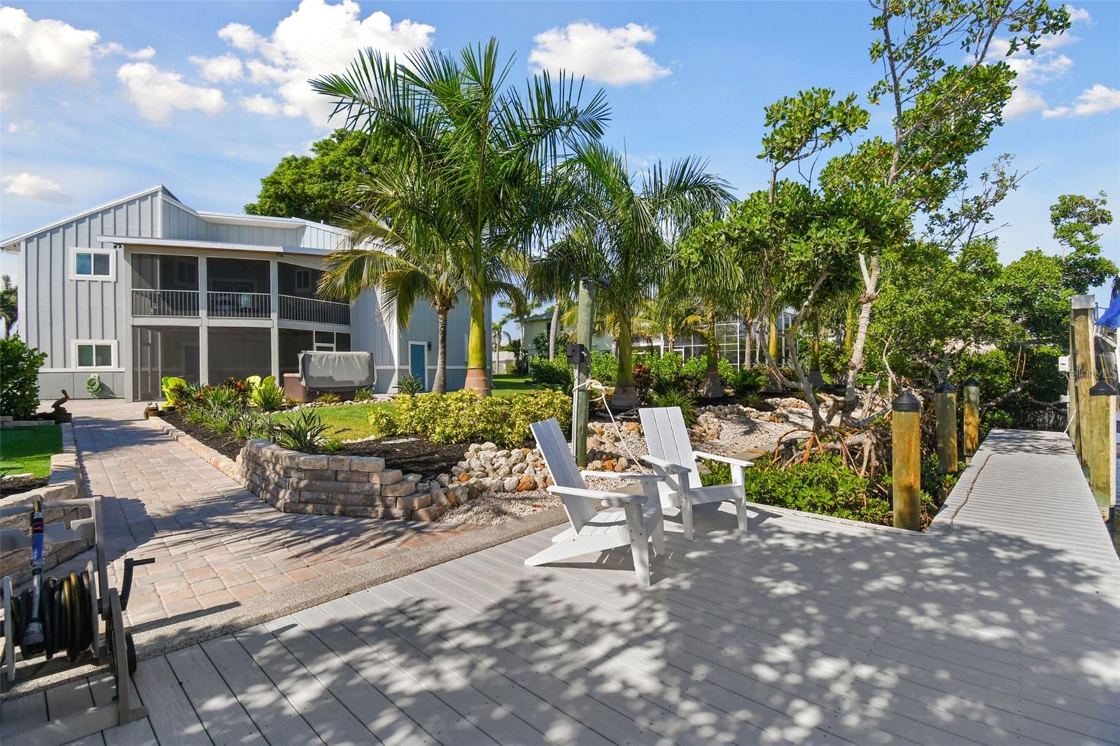 4343 POMPANO LN