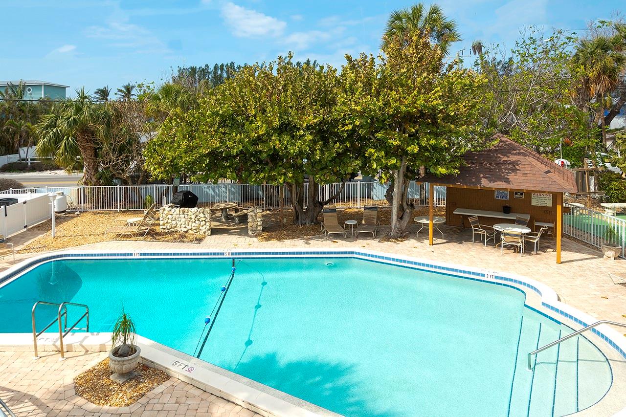 4307 GULF DR #208