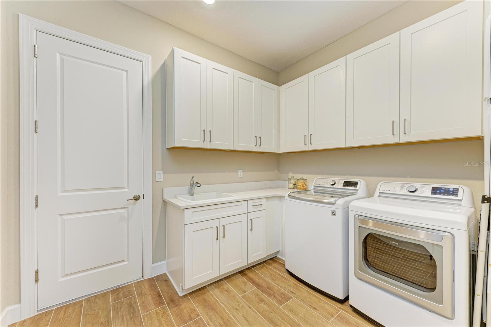 16218 UMBRIA PL