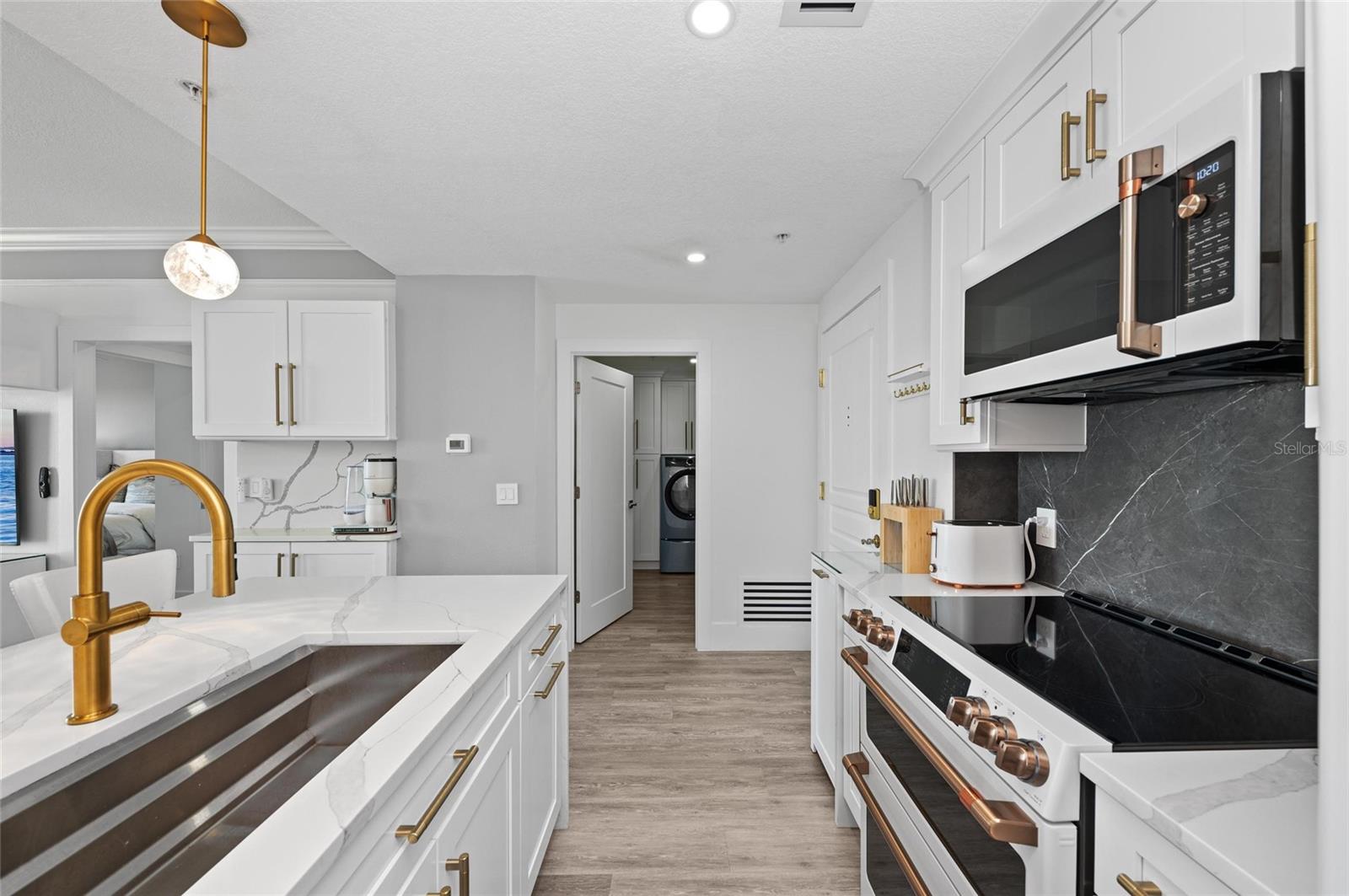 750 N TAMIAMI TRL #814