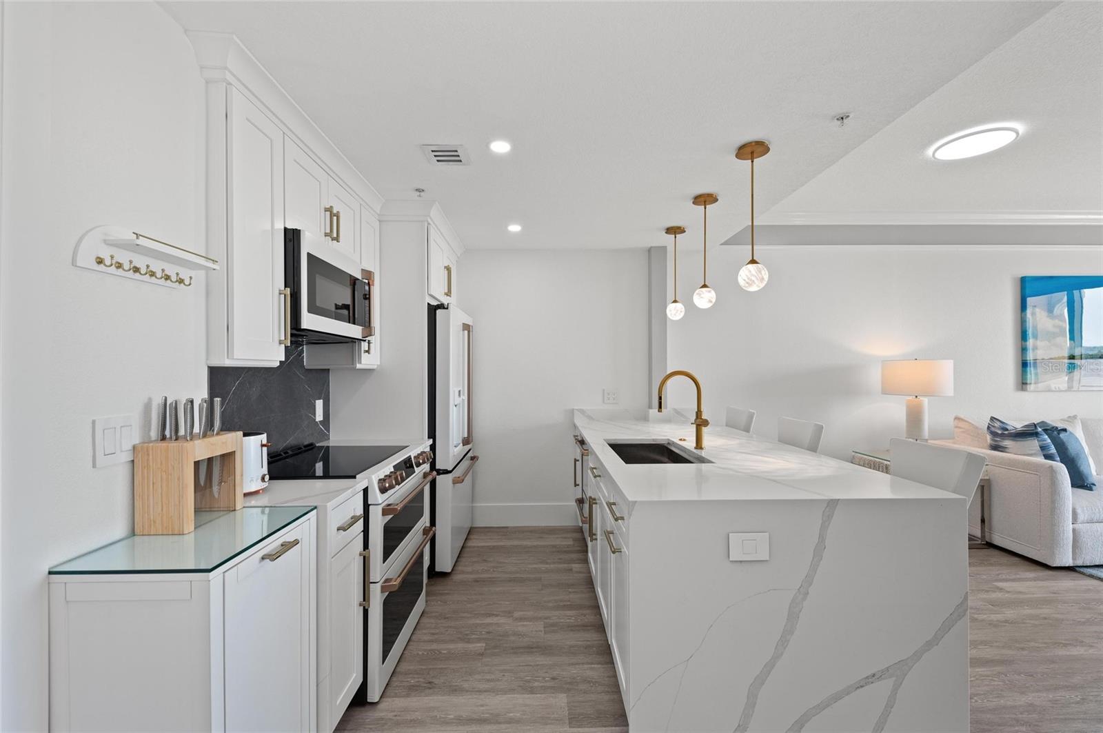 750 N TAMIAMI TRL #814