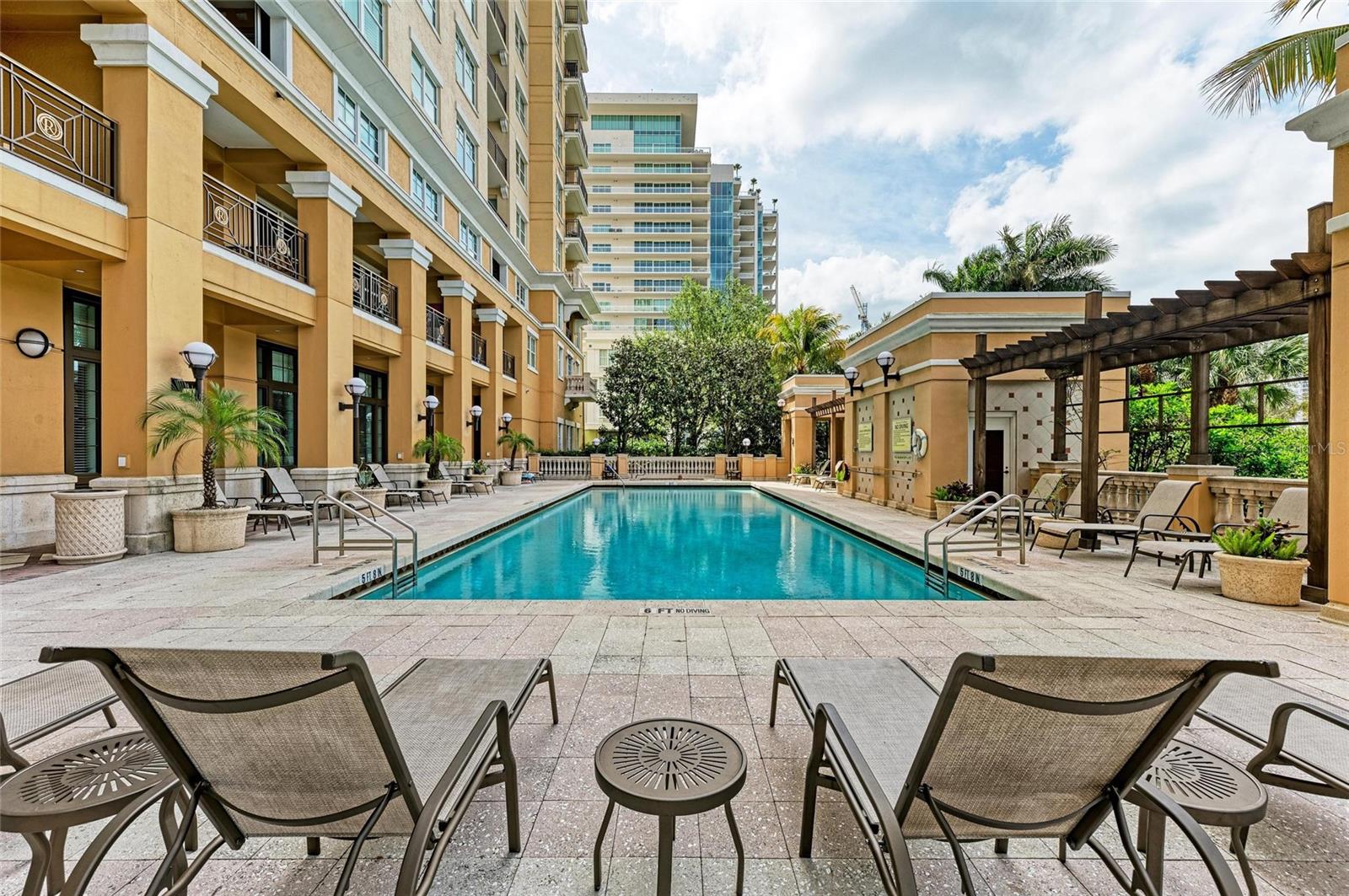 750 N TAMIAMI TRL #814