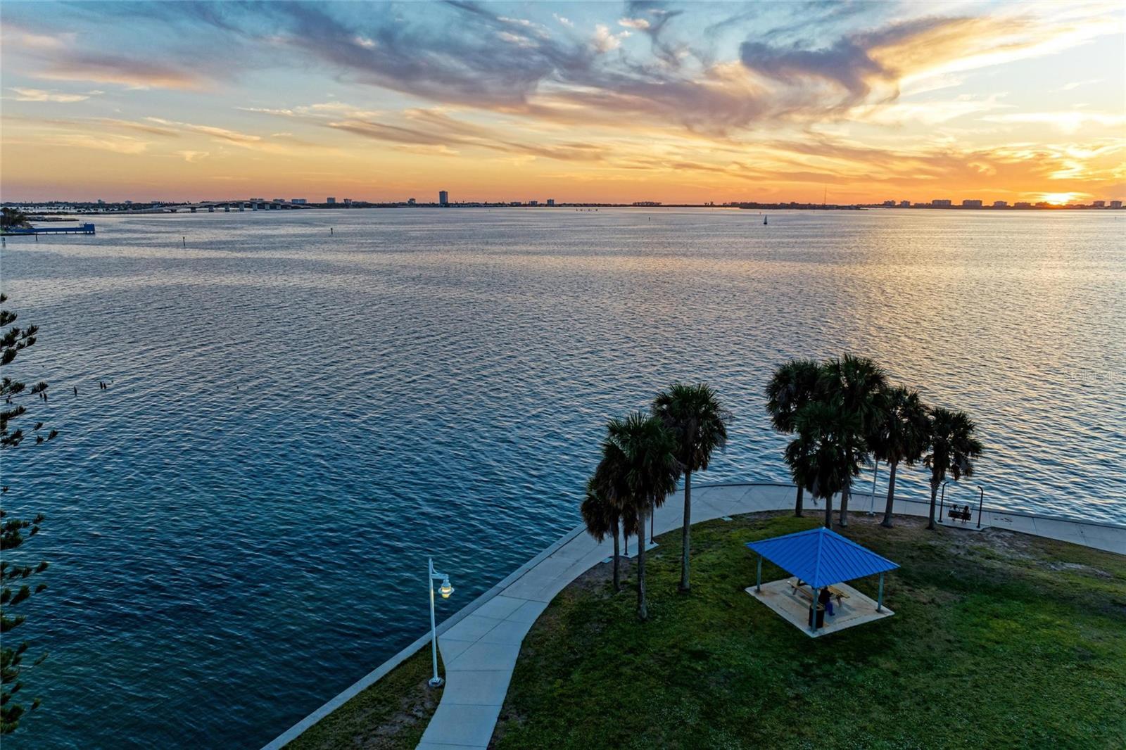 750 N TAMIAMI TRL #814