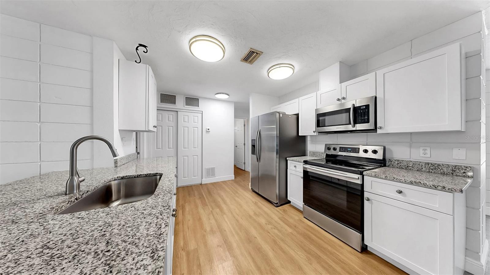 4455 EMERALD RIDGE DR