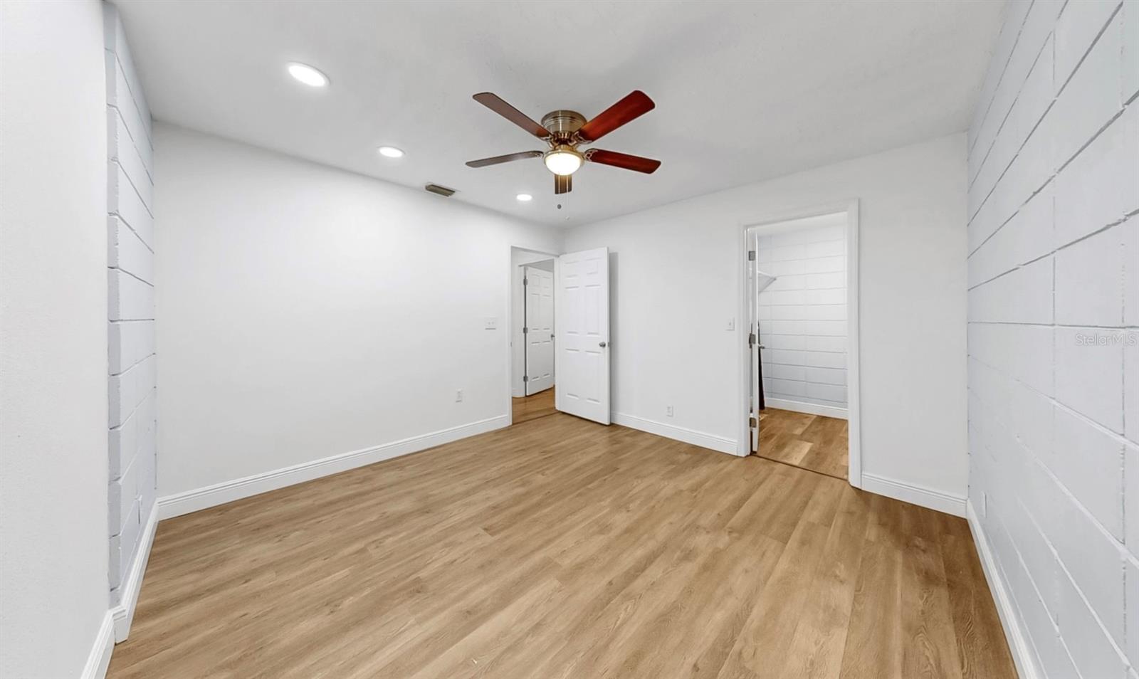 4455 EMERALD RIDGE DR