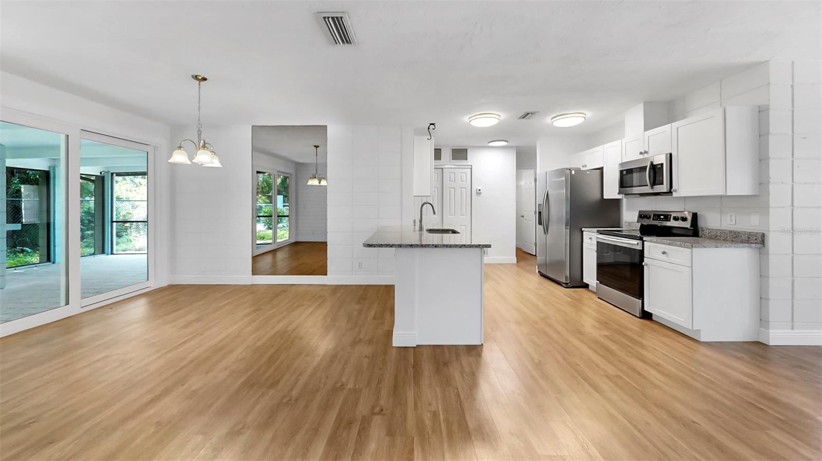 4455 EMERALD RIDGE DR