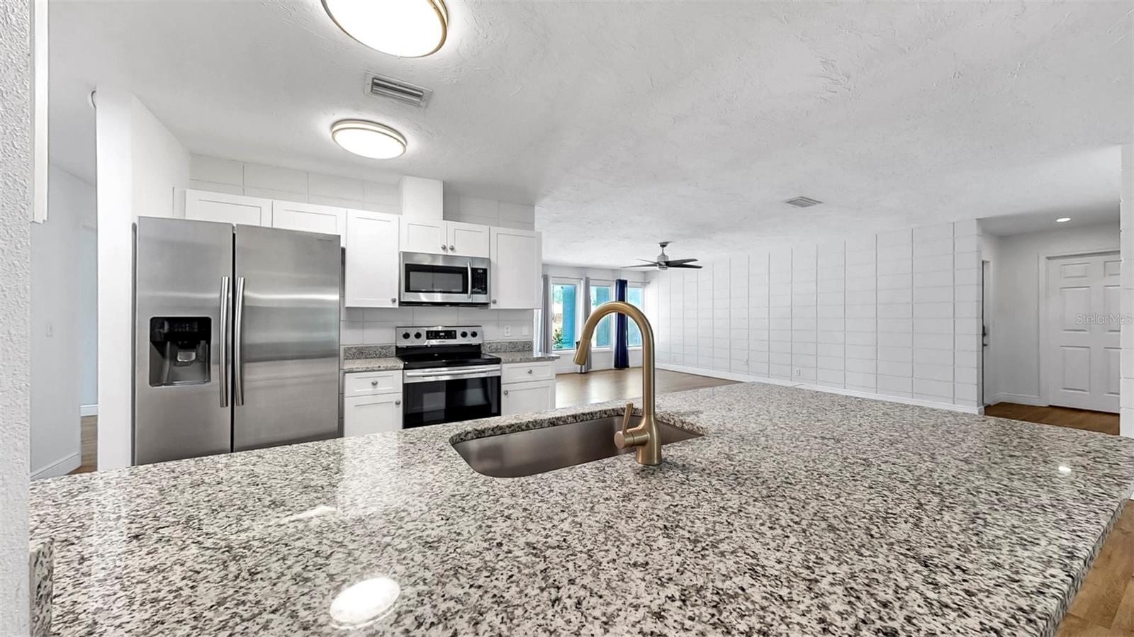 4455 EMERALD RIDGE DR