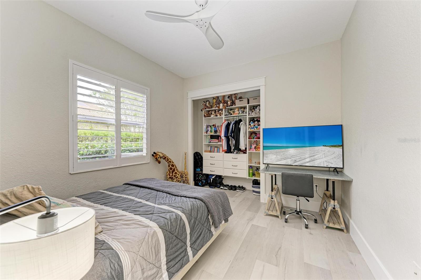 12814 DAISY PL