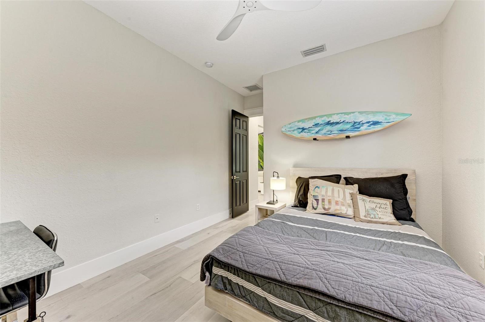 12814 DAISY PL