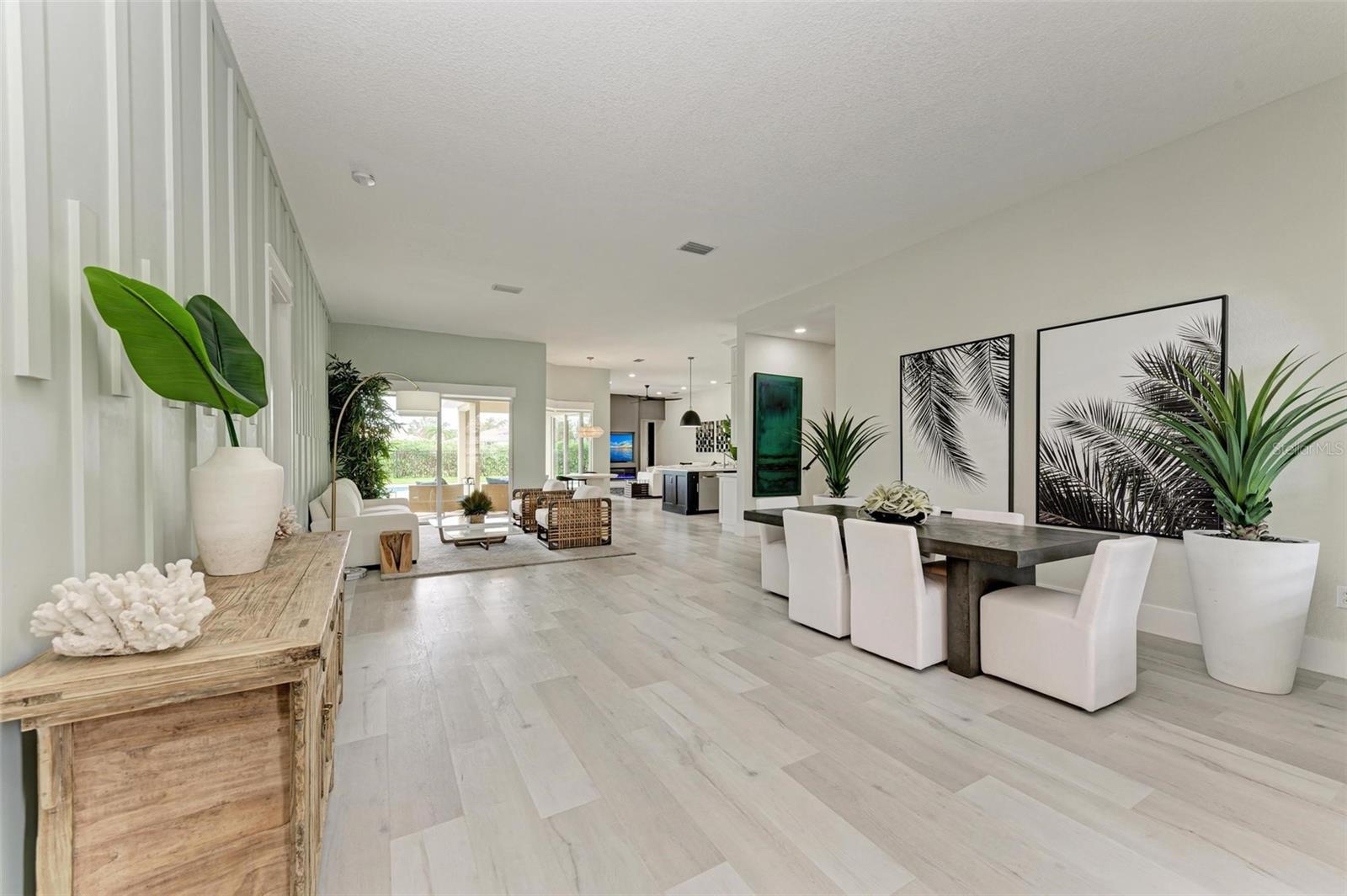 12814 DAISY PL