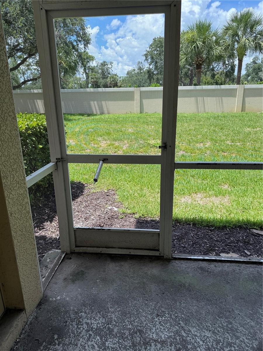 3403 PARKRIDGE CIR #20