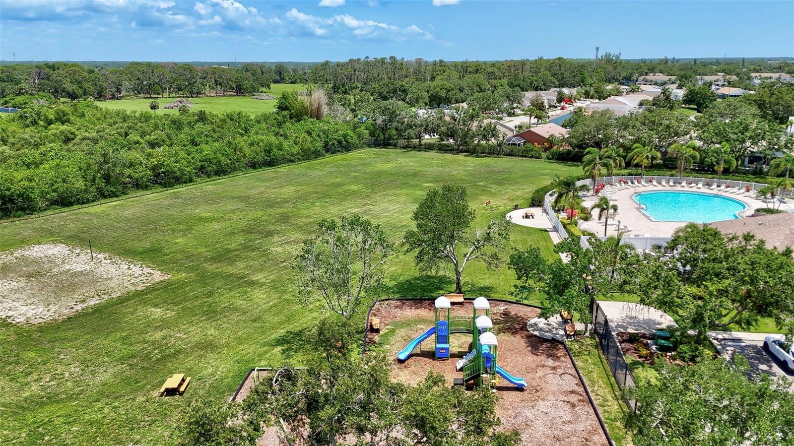 4539 CABBAGE KEY TER