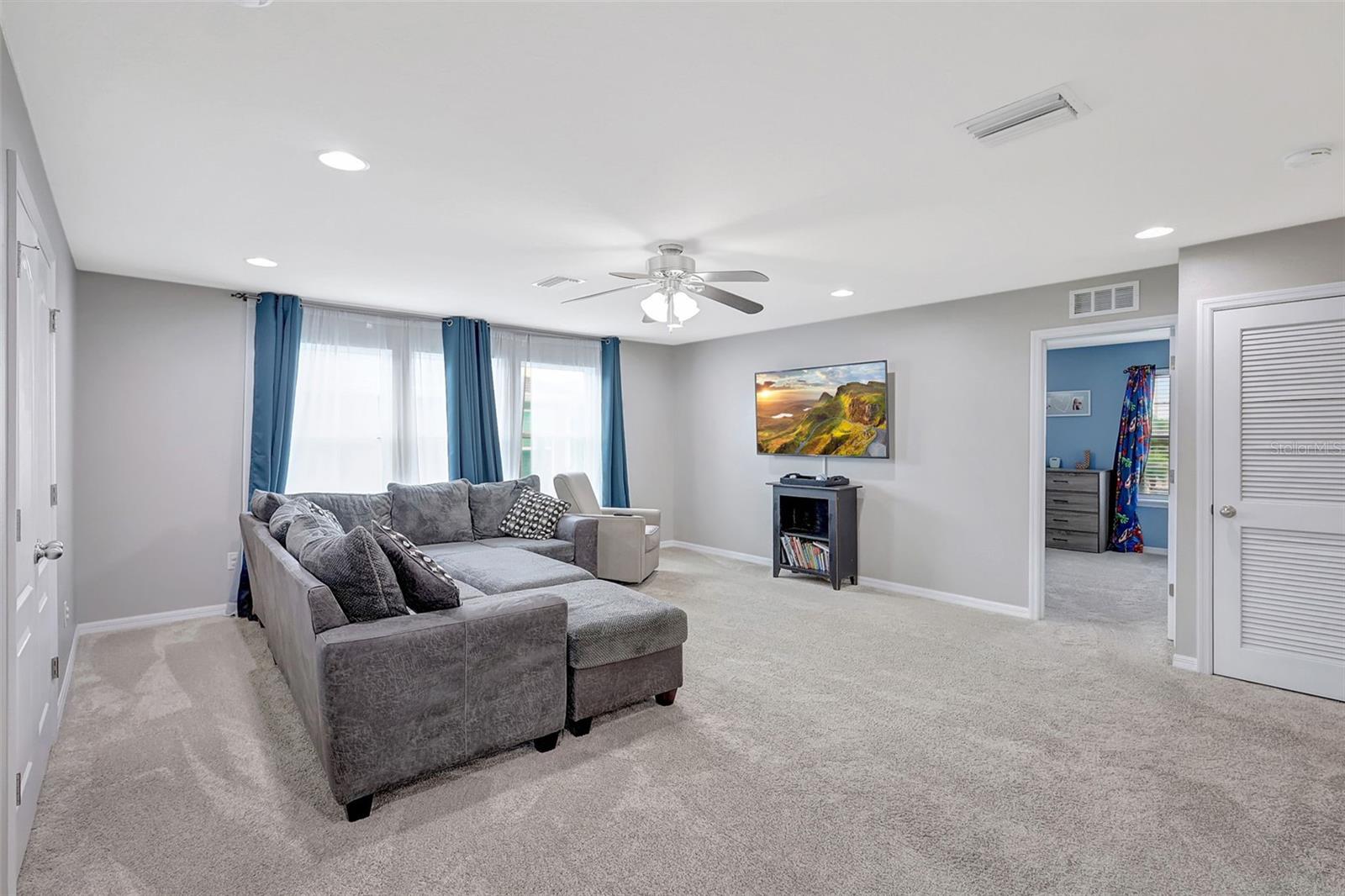 7448 47TH AVENUE CIR E