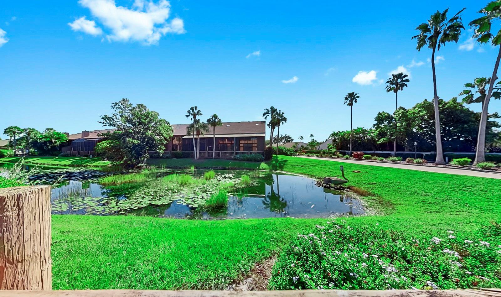 4412 WINSTON LN N #6