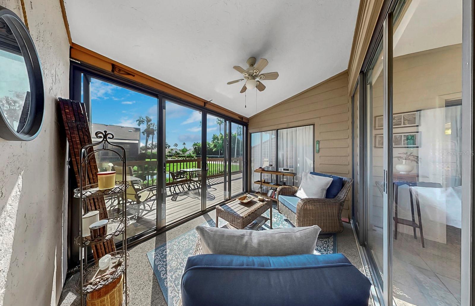 4412 WINSTON LN N #6