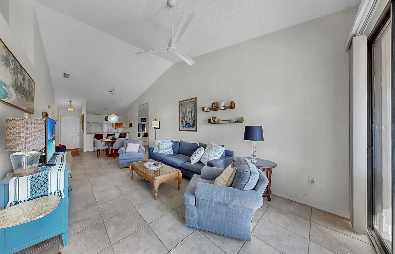 4412 WINSTON LN N #6