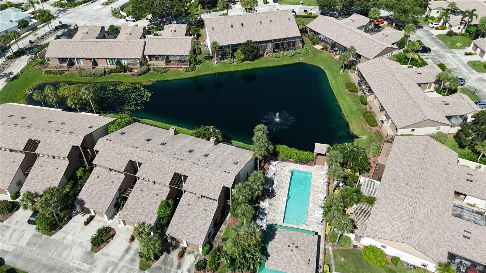 4412 WINSTON LN N #6