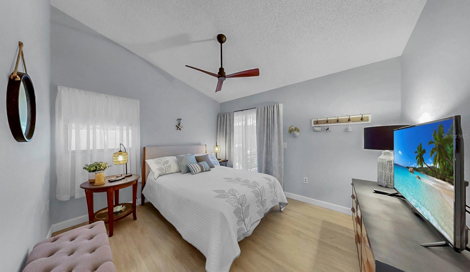 4412 WINSTON LN N #6