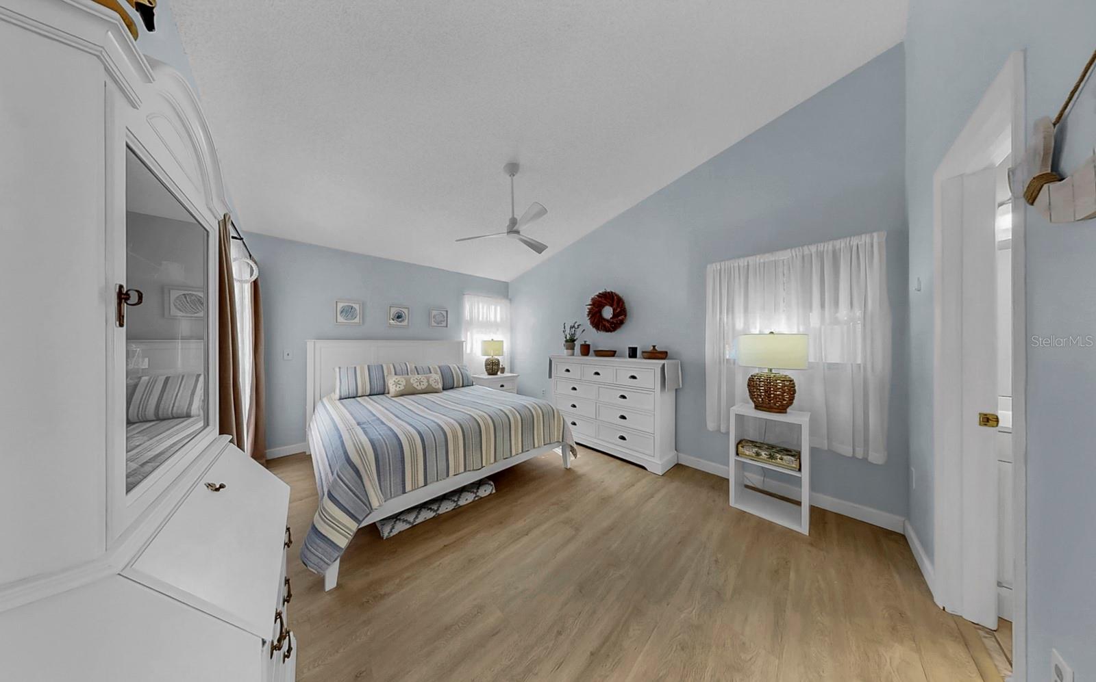 4412 WINSTON LN N #6