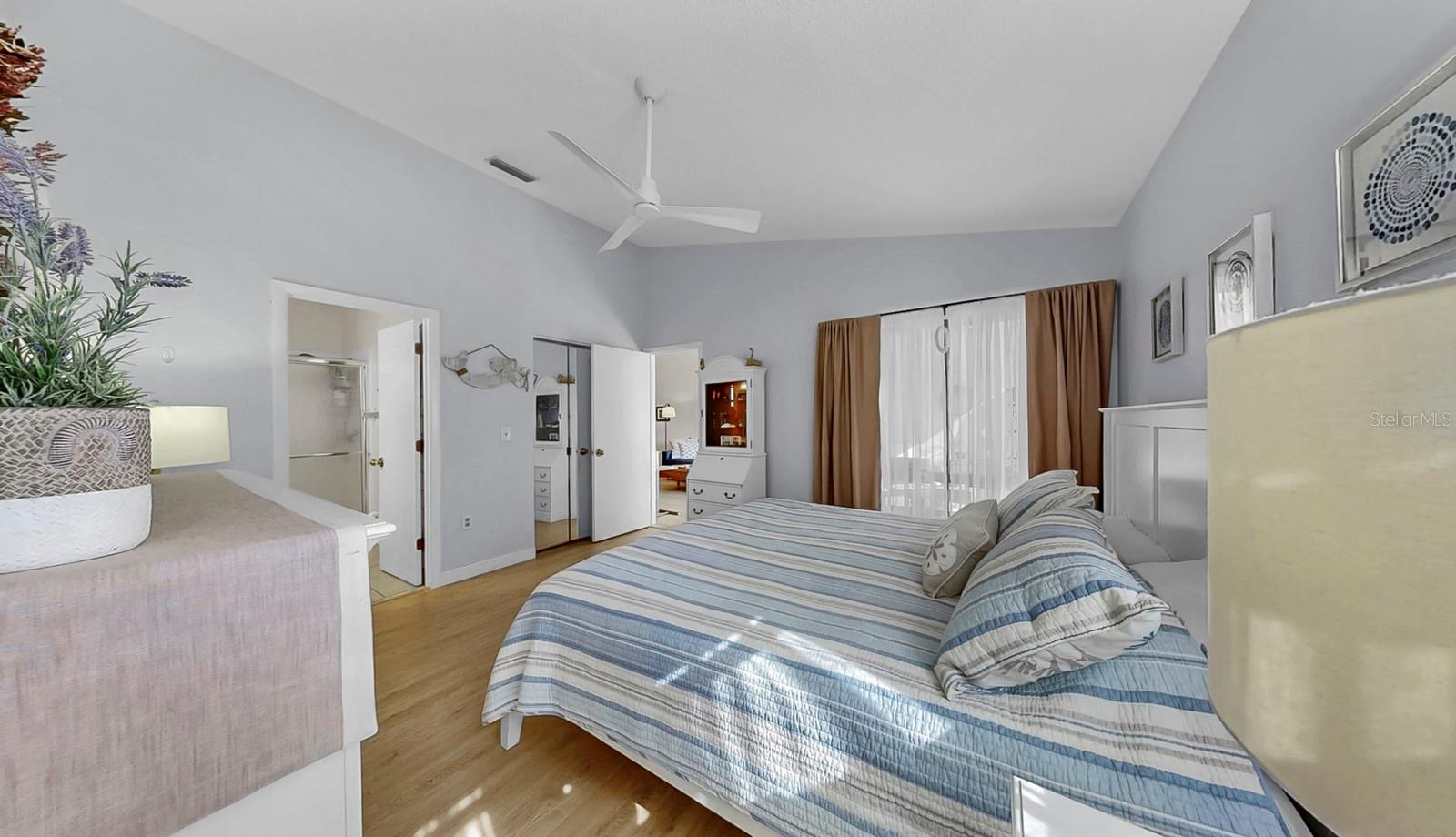 4412 WINSTON LN N #6