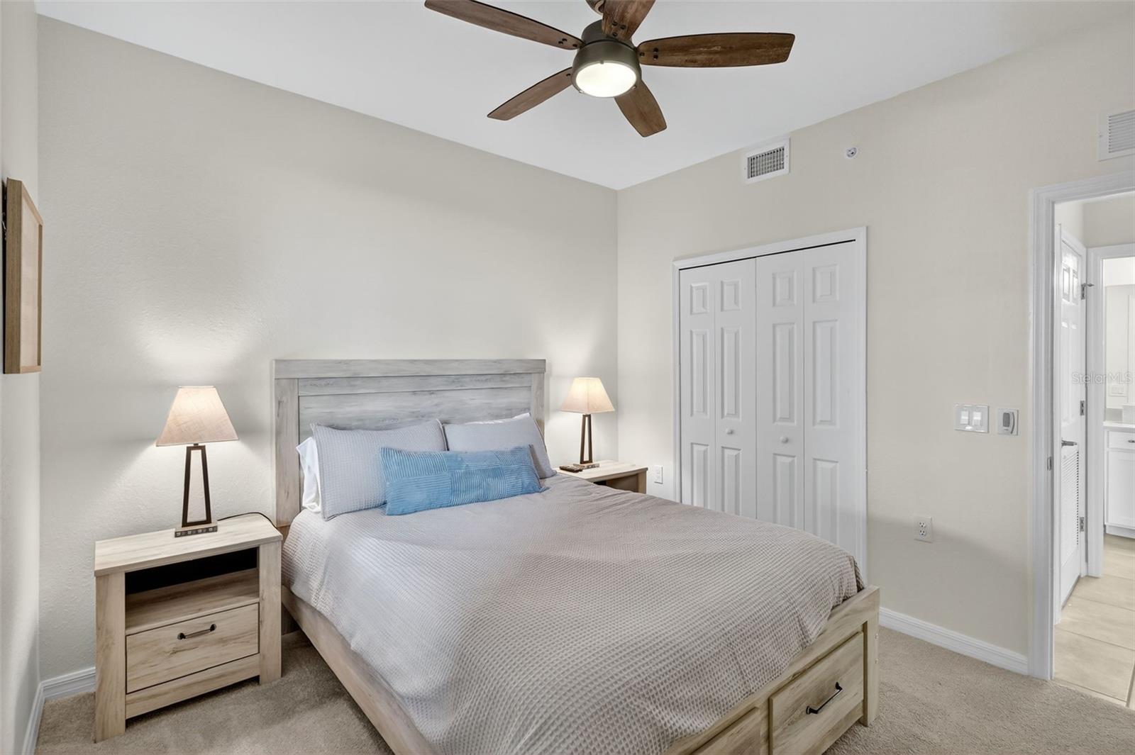 17810 GAWTHROP DR #305