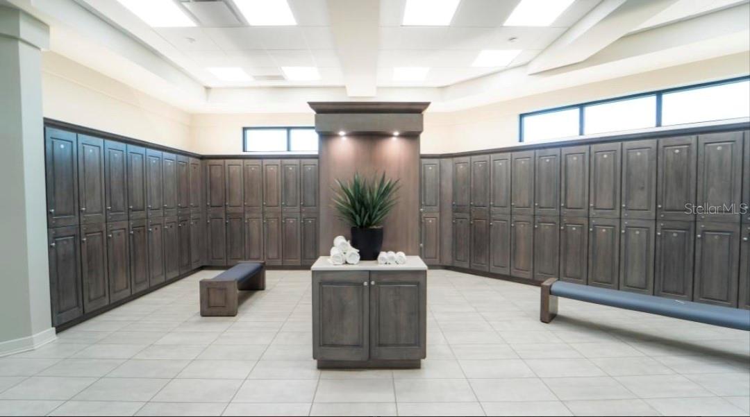 17810 GAWTHROP DR #305