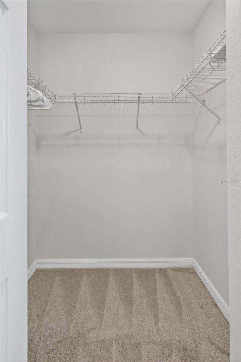 17810 GAWTHROP DR #305