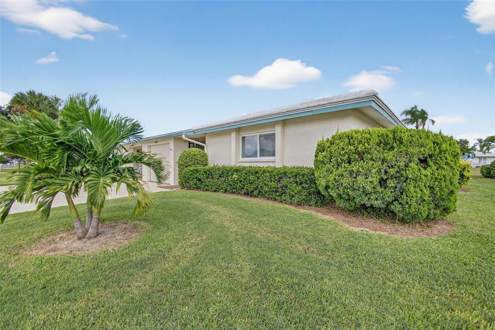 6816 10TH AVE W